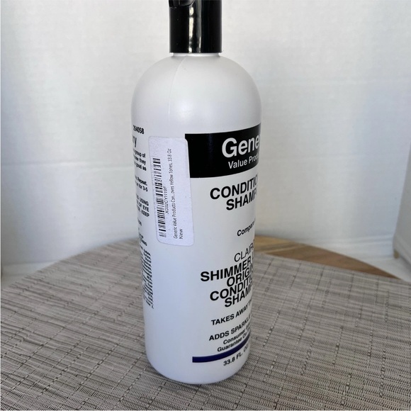 Generic Value Products Conditioning Purple Shampoo compare to Clairol 33.8 oz - Picture 5 of 8